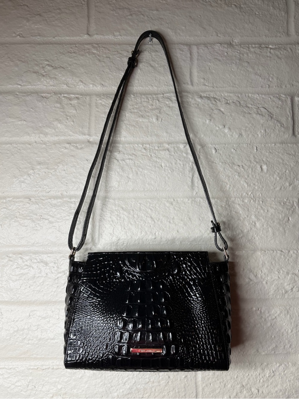 Brahmin Hillary Black Melbourne Croc Embossed Leather Crossbody Bag Gold
